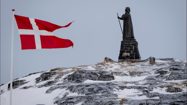 La Gran Bretagna tratta con gli alleati europei per l’invio di una forza militare in Groenlandia