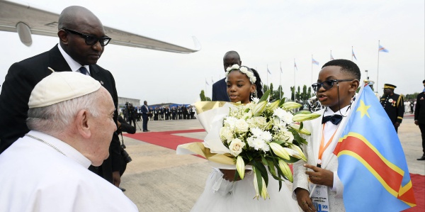 La Repubblica Democratica Del Congo Accoglie Papa Francesco I Cristiani Chiamati A Spezzare Il 