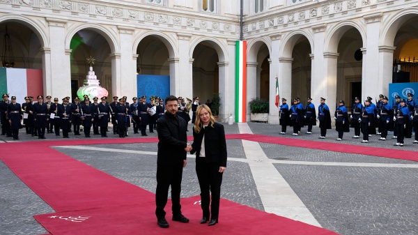 La Russia lavora per la pace e non per una tregua, da Kiev sta partendo un nuovo piano per trovare gli accordi