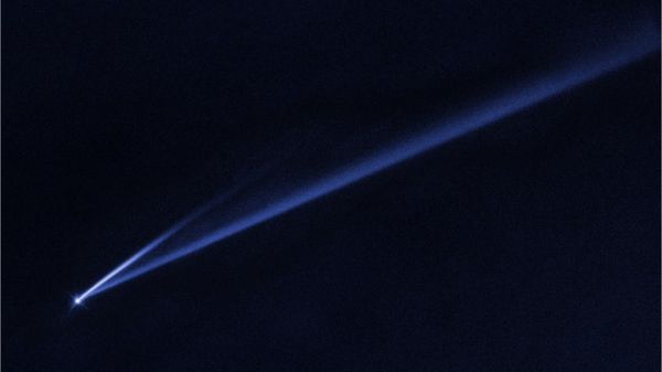 L’asteroide blu che rischia di autodistruggersi