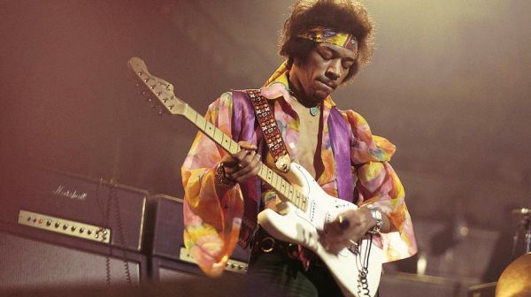 Le chitarre sono più sexy di qualsiasi donna sexy, storia di un ragazzo che sognava di diventare una rock star