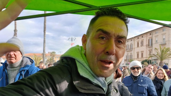Lega, cronaca di un addio annunciato: il Generale Vannacci se ne va, Salvini ha perso la sua scommessa