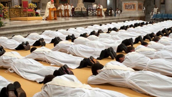 Legionari di Cristo, pubblicati i nomi di 27 preti responsabili di abusi