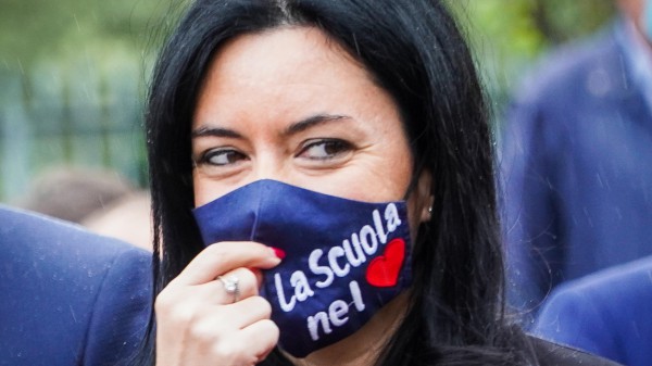 Lucia Azzolina: per la Maturità 2021 decideremo con gli studenti, il rientro in classe sarà graduale, ma non so se per Natale