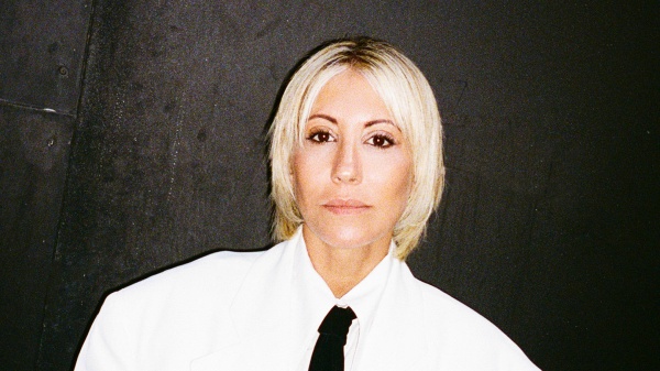 Malika Ayane torna al Festival di Sanremo 2026: testo e significato del brano “Animali notturni”