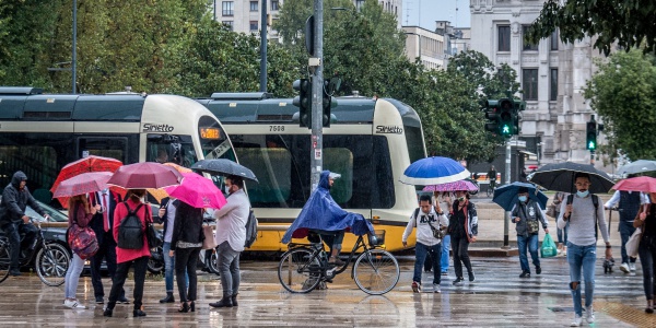 Maltempo, Scatta L’allerta Rossa Su Abruzzo E Sardegna. Le Città ...