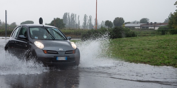 Maltempo Tra Stasera E Domani Allerta Meteo In Numerose Regioni Per Lombadia E Sardegna