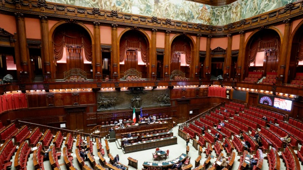 Manovra, alla fine con le novità un testo da 22 miliardi. Domani il via libera definitivo con il sì della Camera