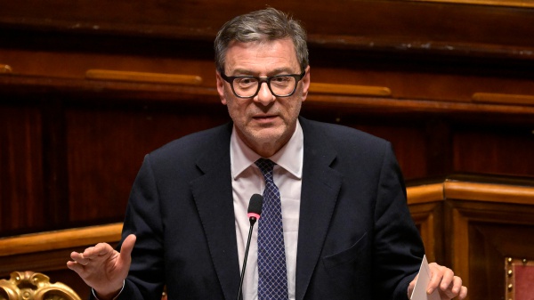 Manovra economica verso l'approvazione, salta la stretta sui lavoratori