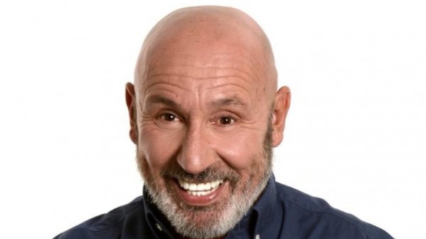 Maurizio Battista in diretta su RTL 102.5: “Riparto con uno spettacolo dove racconto di questo brutto periodo in chiave ironica”