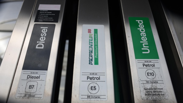 Medio Oriente, la guerra sul campo e nei mercati. Peskov: 'solo la Russia può stabilizzare i mercati'