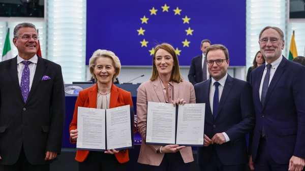 Meta nell'occhio del ciclone per la gestione di Facebook e Instagram nei confronti dei minori di 13 anni