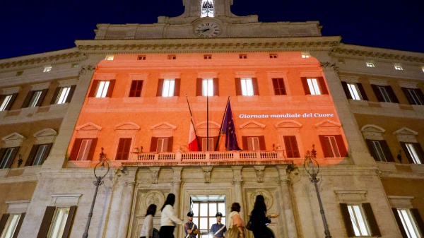 Migranti, sui rimpatri la maggioranza tira dritto, ma è muro delle opposizioni contro il decreto-sicurezza