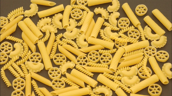 Ministro Urso, il prezzo della pasta calerà nelle prossime settimane