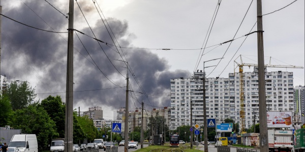 Missili Russi Sulla Capitale Ucraina Kiev. La Minaccia Di Putin ...