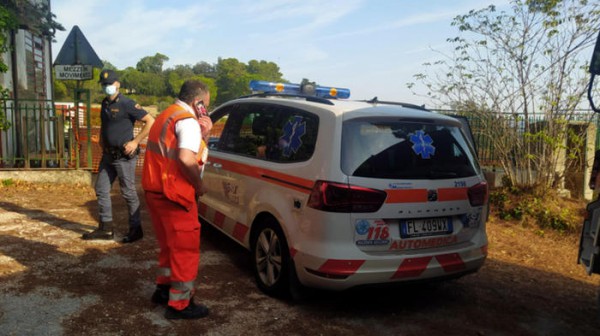 Mistero nelle Marche tre persone trovate morte nella casa di famiglia, da anni usciva di casa solo il capofamiglia