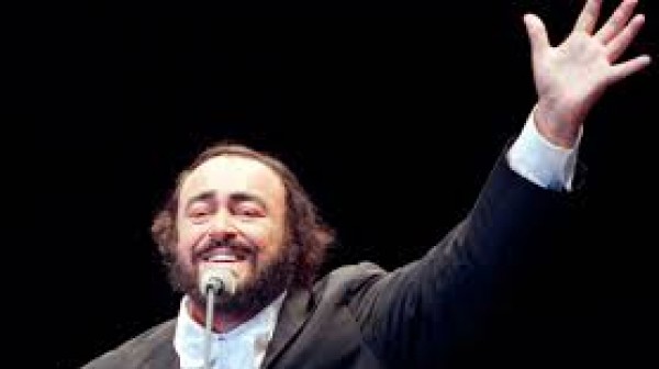 "Musica Maestro !", a fine agosto e inizio settembre Modena ricorderà Luciano Pavarotti