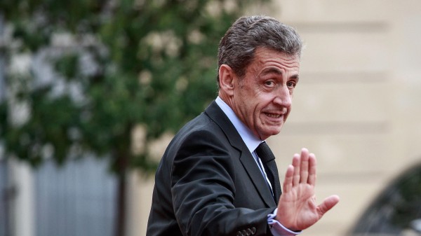 Nicolas Sarkozy condannato a un anno di carcere, l’ex presidente francese accusato di finanziamento illegale