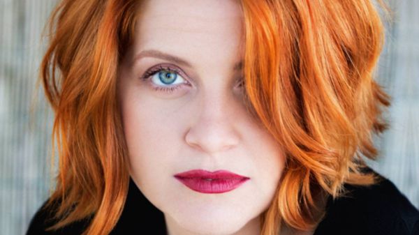 Noemi in collegamento con RTL 102.5, musica e futuro: "C'è del frizzantino, ci sono delle novità"