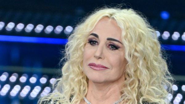 "Non possiamo rimanere indifferenti": le parole di Antonella Clerici su Gaza su Rai1