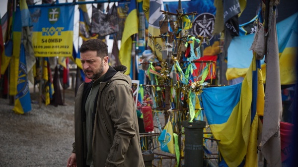 Nuovi attacchi russi su Kharkiv, Zelensky, "tregue troppo brevi per negoziare, non serie"