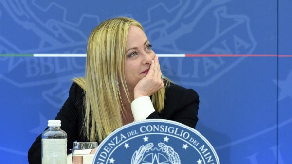 Ocean Vicking, rispettiamo le convenzioni internazionali, Giorgia Meloni difende le scelte del governo