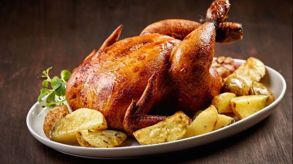 Oggi è il Pollo Arrosto Day, la festa del secondo più amato