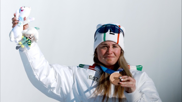 Olimpiadi Milano-Cortina, Moioli di bronzo, curling da applausi e fondo in crescita: l’Italia protagonista tra ghiaccio e neve