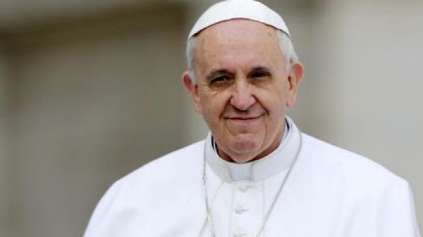 Papa Francesco, vecchiaia non è malattia, ma privilegio
