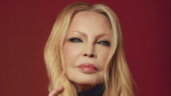 Patty Pravo a Sanremo 2026 con “Opera”: il testo e il significato del brano in gara al Festival