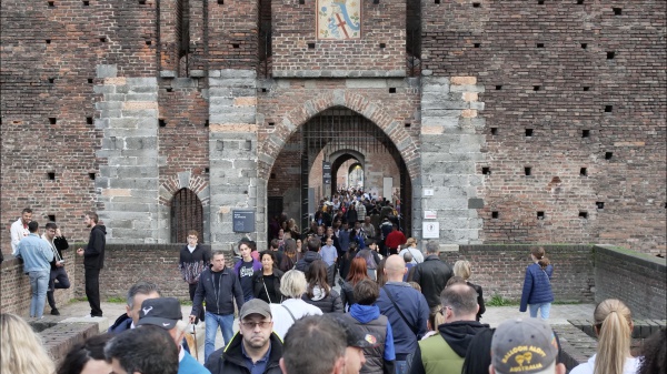 Ponte del 1 novembre, sono 8 milioni e 400mila gli italiani in viaggio. Il 90% resta nel Belpaese