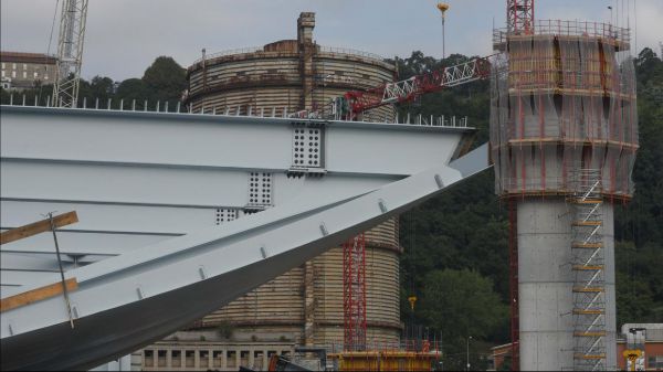 Ponte Genova, iniziato il varo del primo impalcato