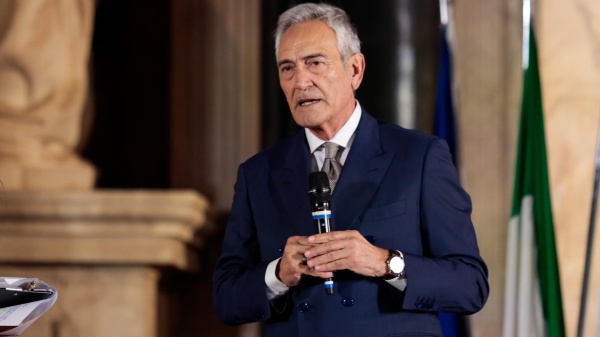 Processo al calcio italiano: la crisi riguarda tutti i settori, servono riforme profonde, non basta un po' di maquillage