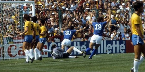 Gazzetta Dello Sport 6 Octobre 1983 - Italie-Grèce 3-0 - Cabrini, Paolo Rossi - Original
