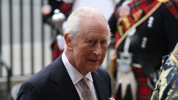 Re Carlo: le mie cure contro il cancro nel nuovo anno saranno ridotte