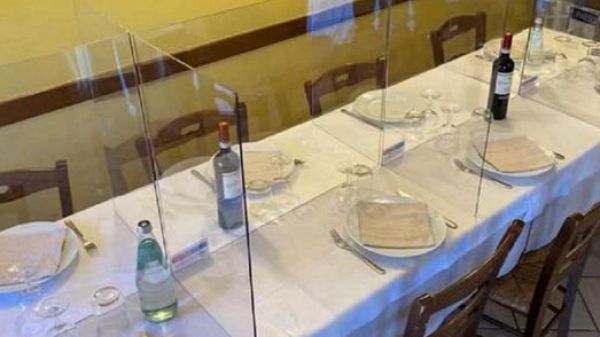 Riapertura negozi e bar, Stoppani di Confcommercio: "Con 4 metri quadrati Nessun ristorante riuscirebbe a stare in piedi. Distanziamento di 4 metri quadrati per cliente è ingestibile"