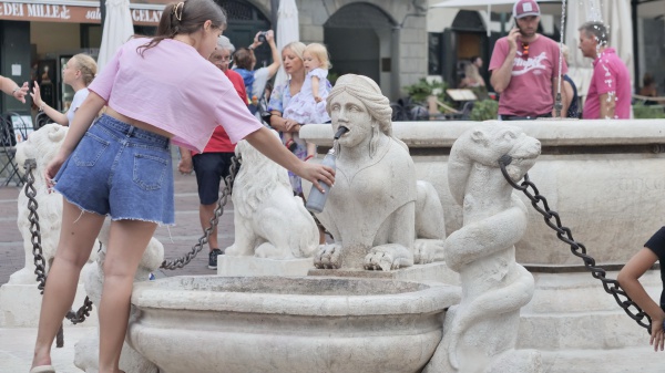 Rientro dalle vacanze bollente per milioni di italiani. Un caldo che mette a rischio anche l'agricoltura