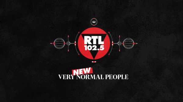 RTL 102.5, al via il secondo flight della campagna Very New Normal People