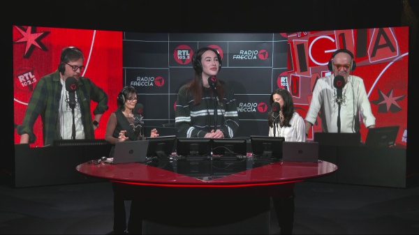 RTL 102.5 fa chiarezza in merito alla frase pronunciata in diretta dallo speaker Luca Viscardi durante il programma “La famiglia giù a nord”