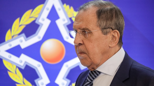 Russia: Lavrov, Stati Uniti e Nato direttamente coinvolti nel conflitto in Ucraina