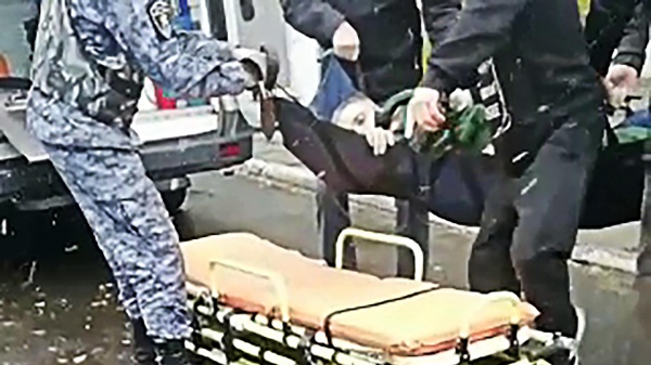 Russia: strage di bambini in una scuola di Izhevsk, almeno 15 morti, tra cui 11 alunni