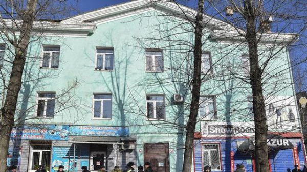 Russia, studente spara a scuola e poi si suicida