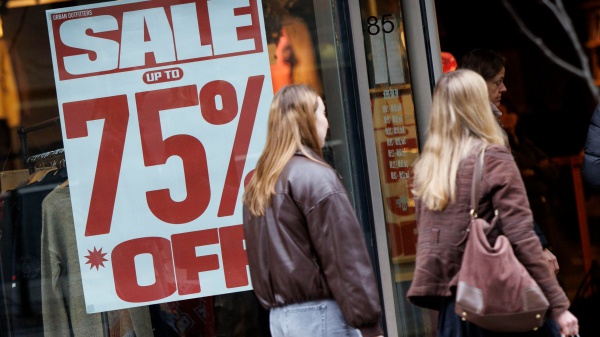 Saldi, al via la stagione invernale: tutto quello che c'è da sapere sugli sconti in arrivo