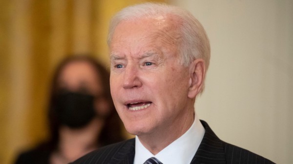 Sale la tensione Usa-Turchia; Biden contro Erdogan sulle donne; cresce l'allerta sui mercati