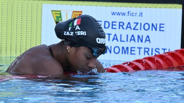 Sara Curtis l'Italia multietnica che avanza, e che nuota oltreoceano, la diciottenne ha deciso vola negli States