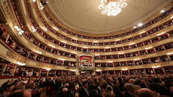 Scala: 11 minuti di applausi per l’opera di Verdi 'Un ballo in maschera'