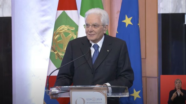Scampia, Mattarella: “L’università è fondamentale per il contesto sociale”