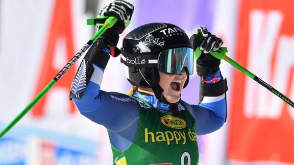Sci, Coppa del Mondo donne, la neozelandese Robinson vince il gigante di Soelden