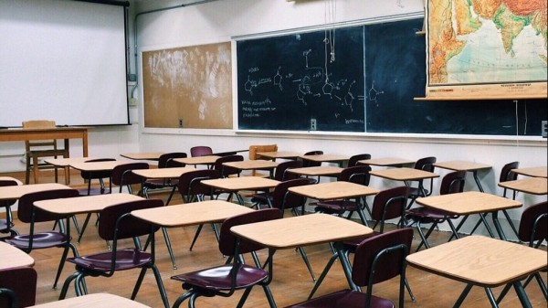 Scuole superiori, sì del Comitato Tecnico Scientifico al ritorno in classe al 50%