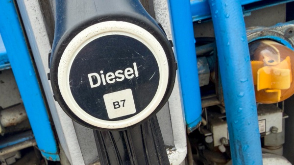 Sembra di essere su "Scherzi a parte", ma è tutto vero: diesel a 20 centesimi. Ecco dove è accaduto